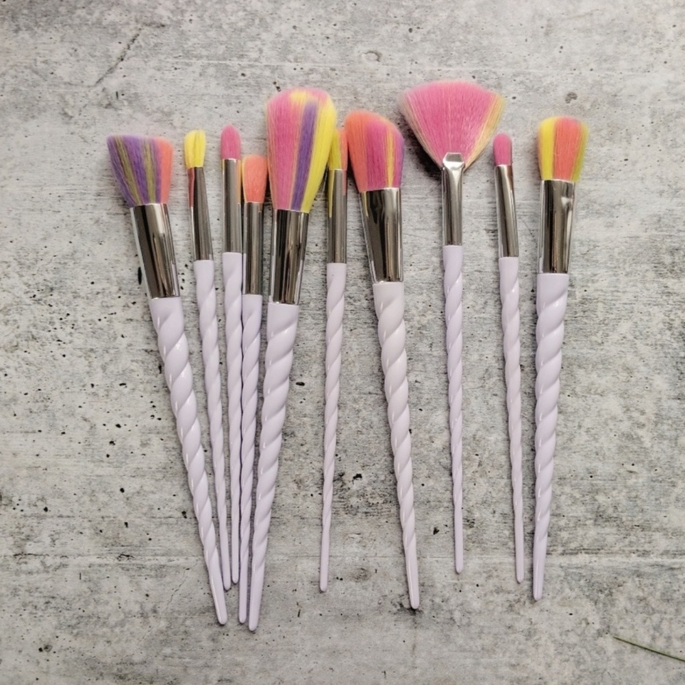 UNICORN RAINBOW Bright makeup brush 10 piece set - Picture 6 of 7